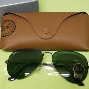 Ray-Ban Aviator Sunglasses Black 58mm